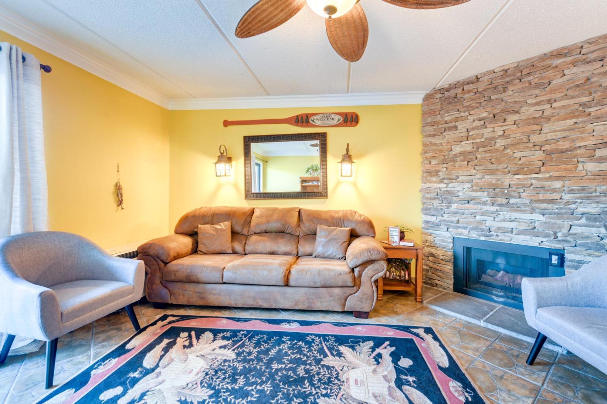 Downtown Gatlinburg Condo With Community Pool! 외부 사진